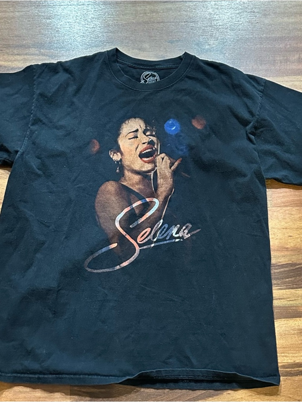 GUC Selena Black Graphic Tee—XL—Unisex